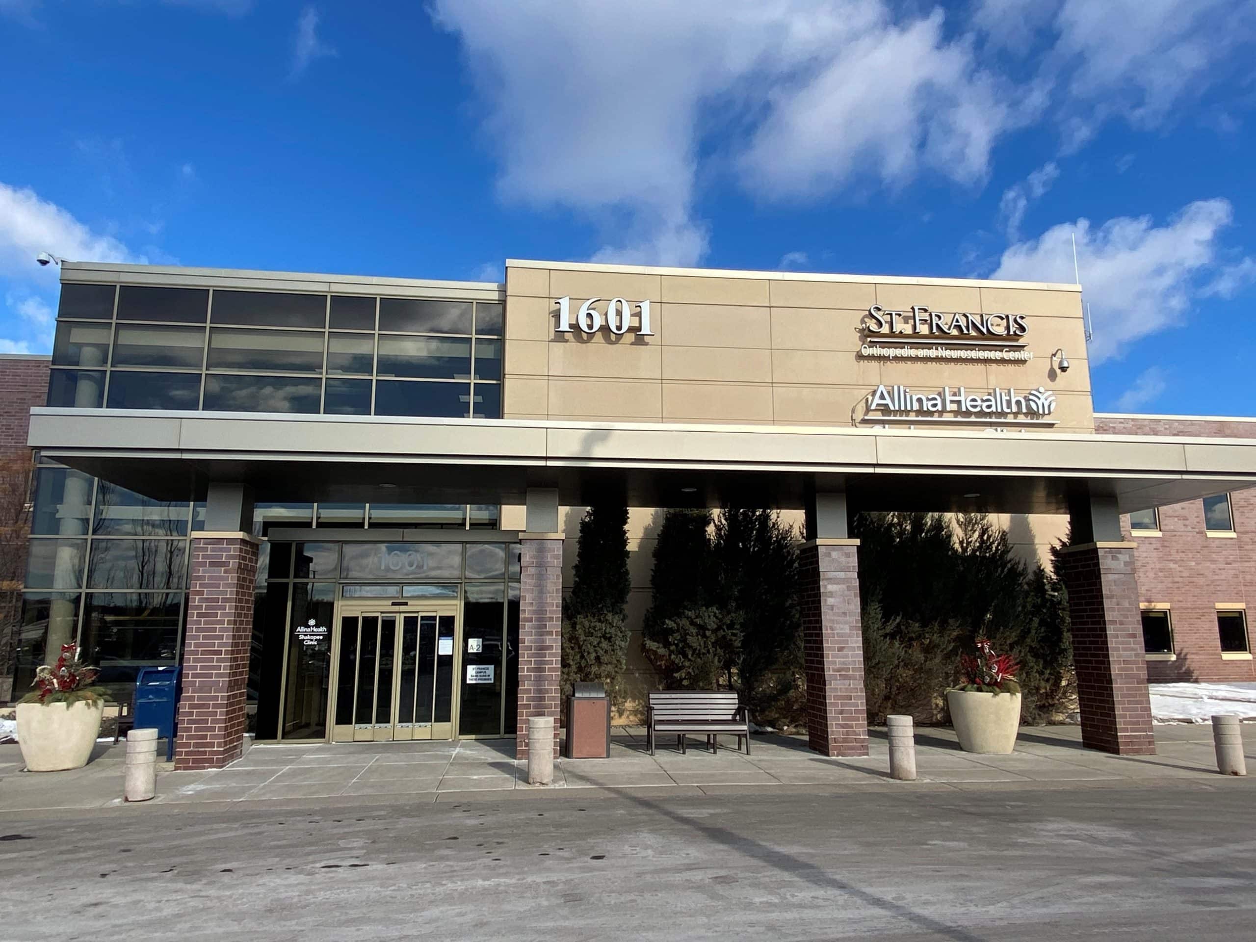 Shakopee iSpine Pain Physicians building