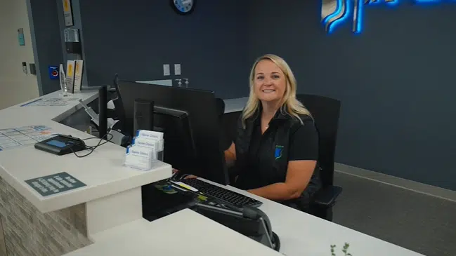 iSpine reception iSpine Clinics receptionist